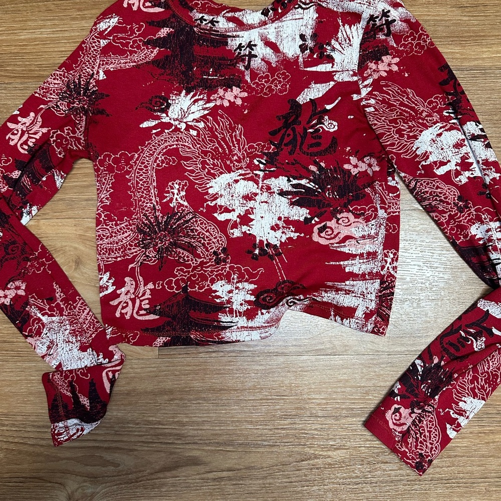 Red Dragon Print Long Sleeve Top